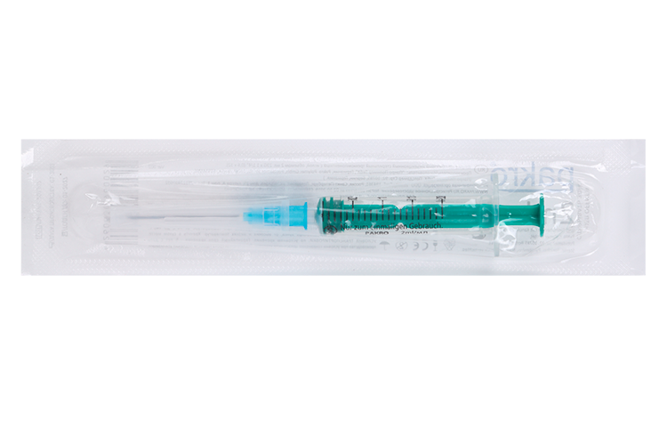 Шприц Пакро трехкомп с иглой 23G 1/4 (0,60х32 мм), 2 мл